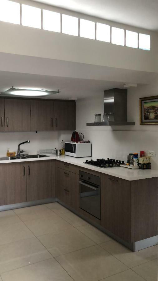29 Efraim Street Apartment 모딘 외부 사진